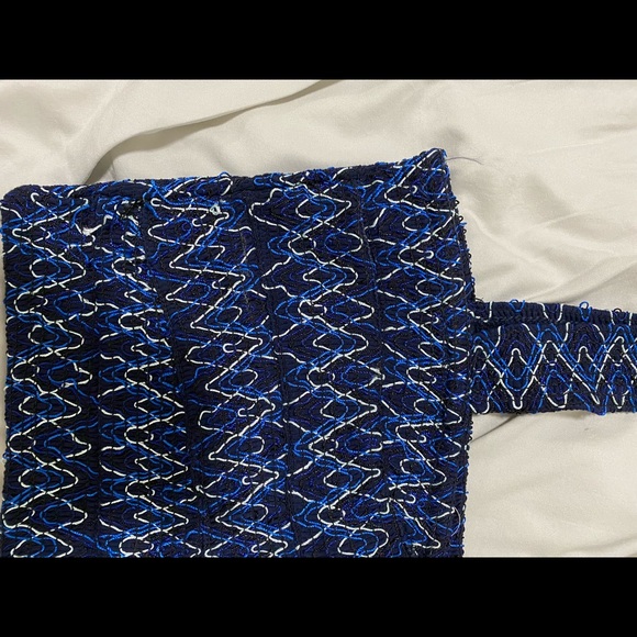 Zara Crop Top. - Picture 2 of 3